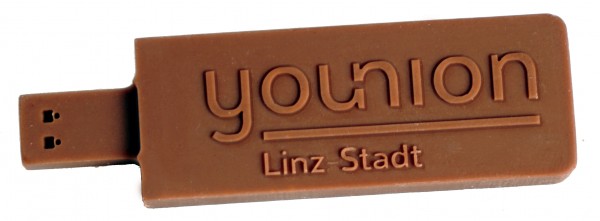 chocolate-USB-Stick-bespoke-with-logo